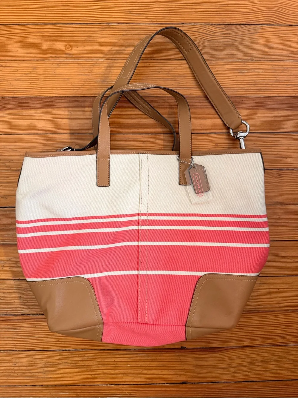 Coach Tote🤍
